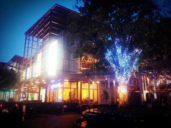 The Nine Center Rama 9